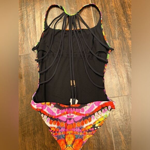 Zeki one piece monokini kaleidoscope butterfly deep back swimsuit - Picture 6 of 9